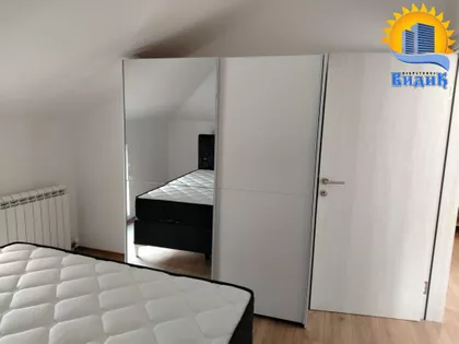 Sretena Mladenovića Mike | 4zida.rs
