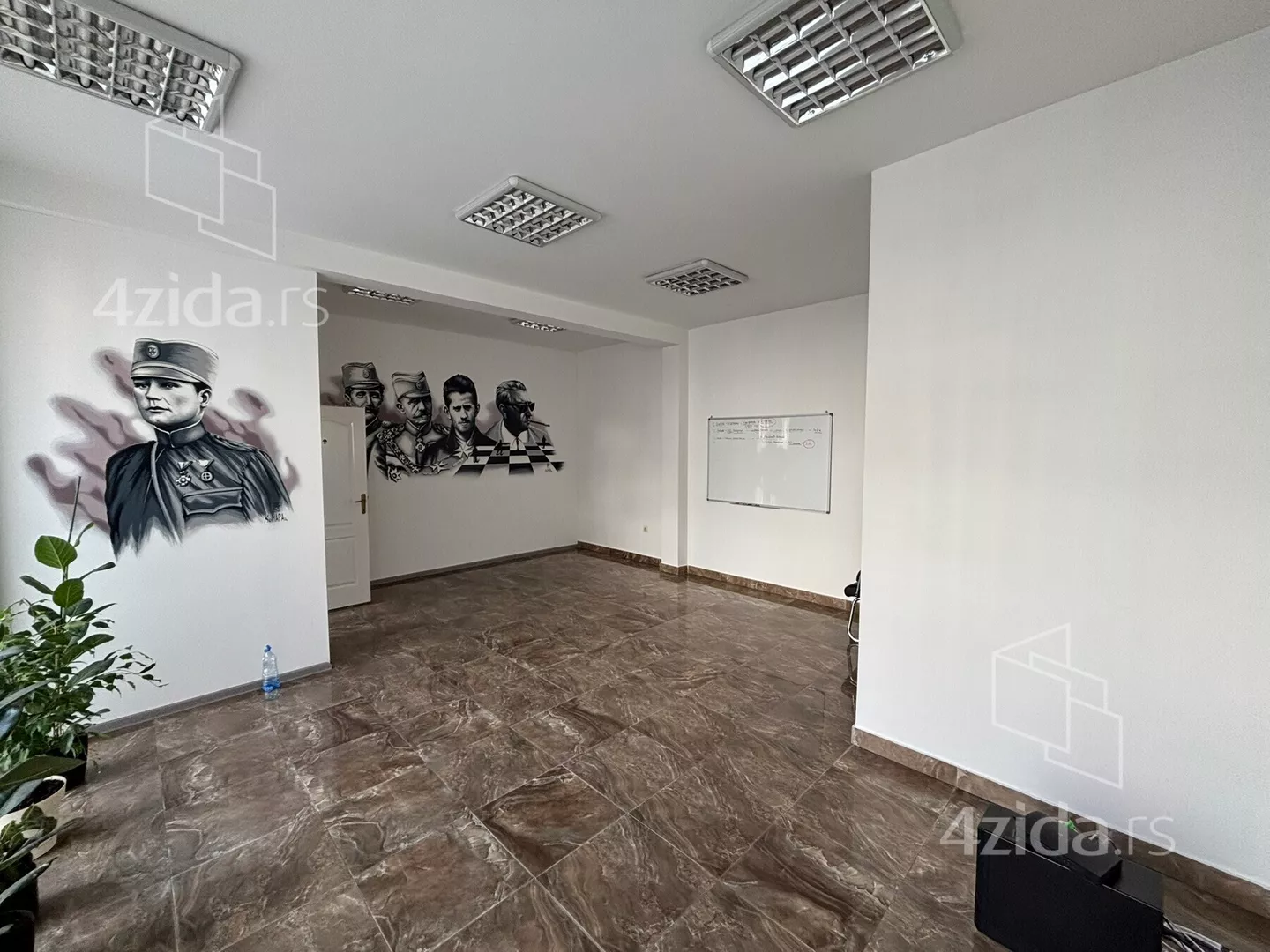 Poslovni prostor | 4zida