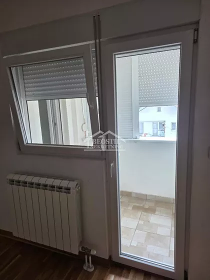 Milana Rakića | 4zida.rs