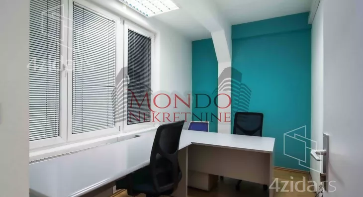 Poslovna zgrada | 4zida