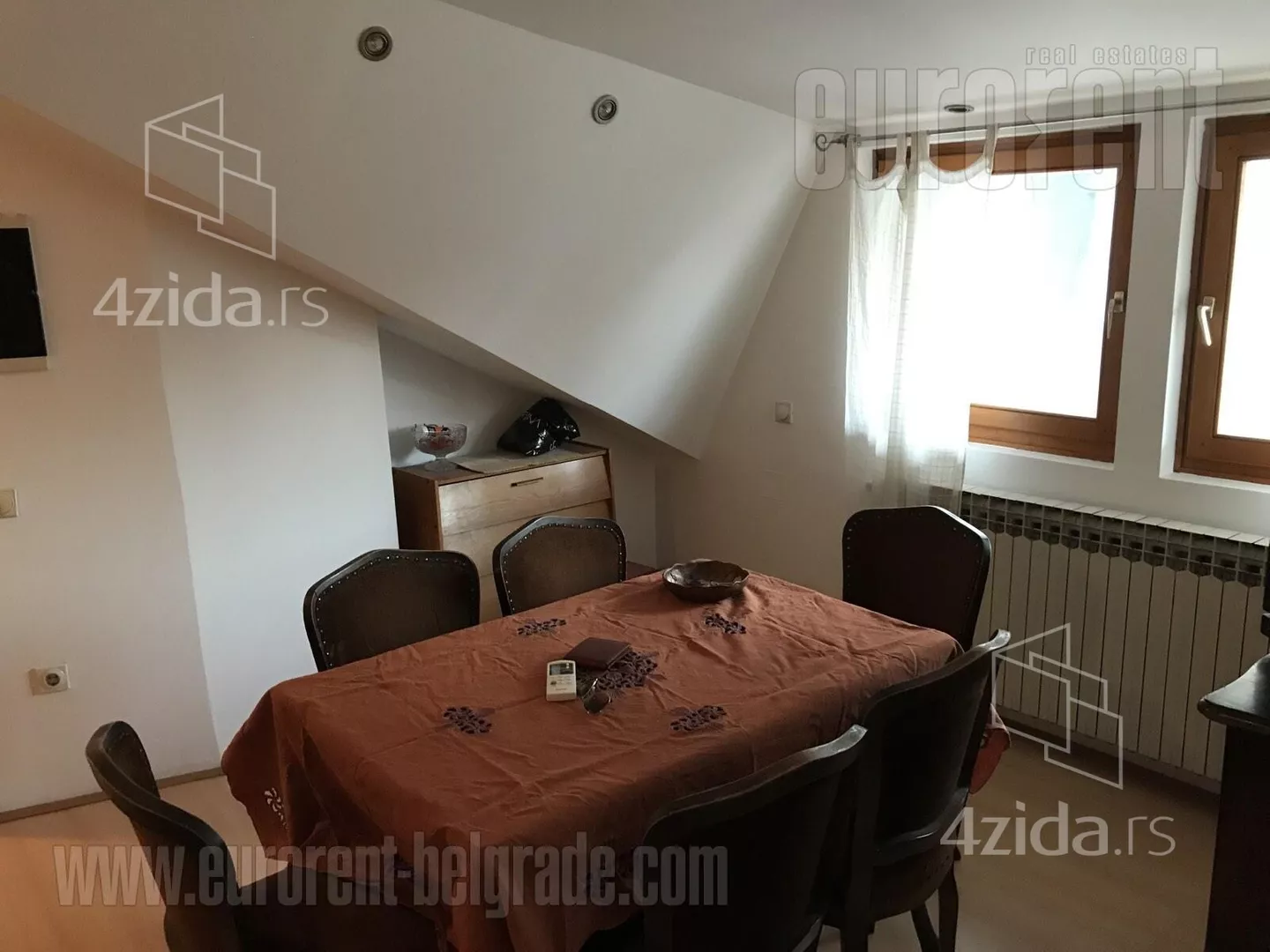 Troiposoban stan | 4zida