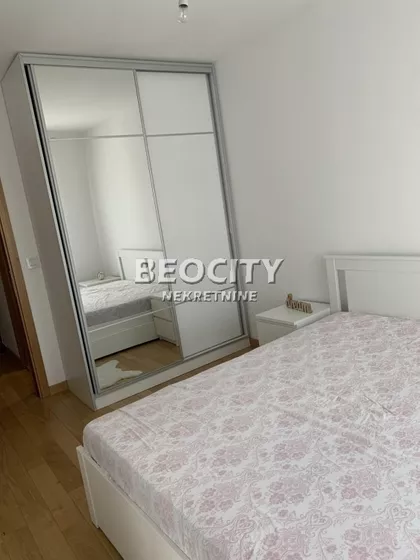 Šumadijska | 4zida.rs