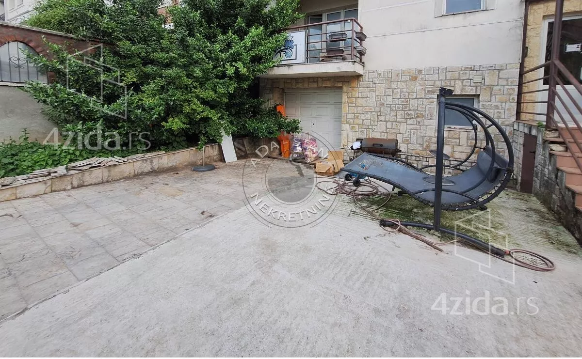 Kuća | 4zida