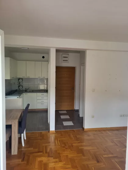 Narodnog Fronta 31A | 4zida.rs