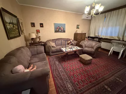 Vladimira Tomanovića | 4zida.rs