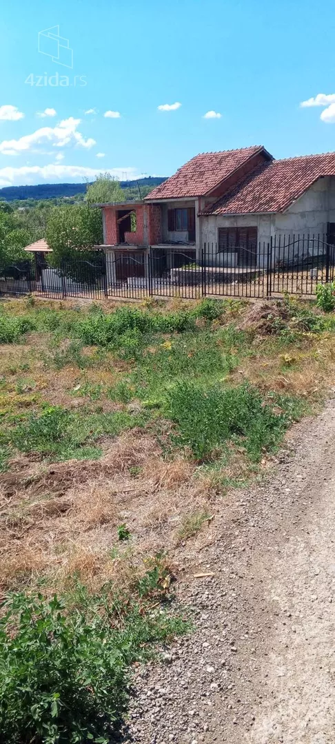 Građevinsko zemljište | 4zida