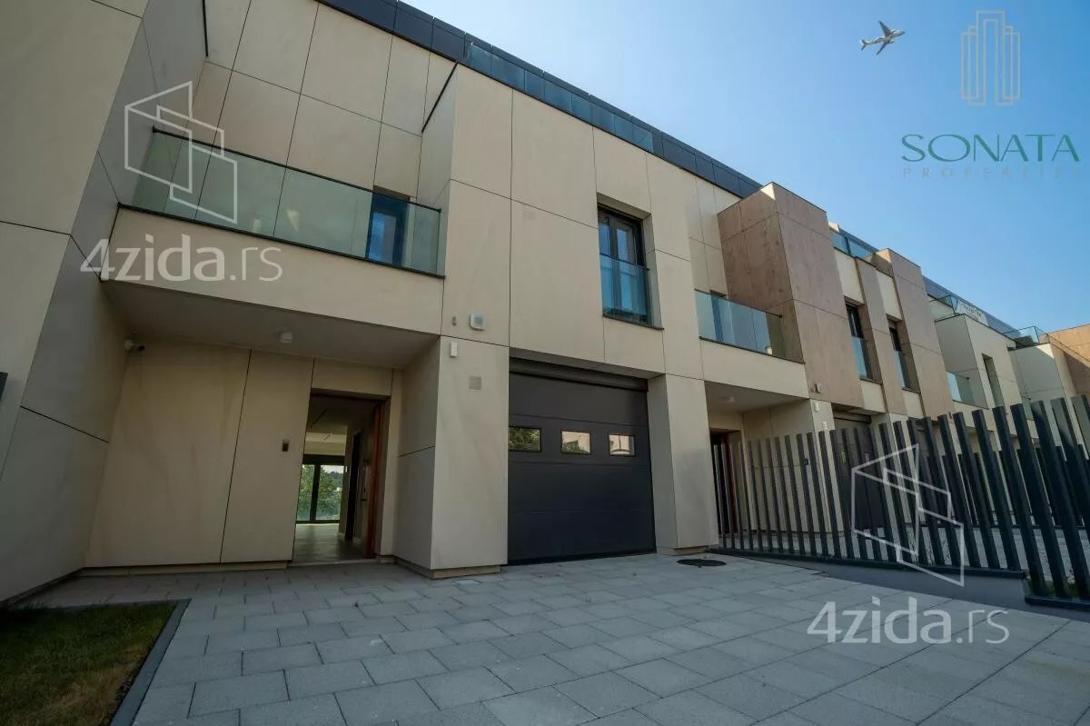 Kuća | 4zida