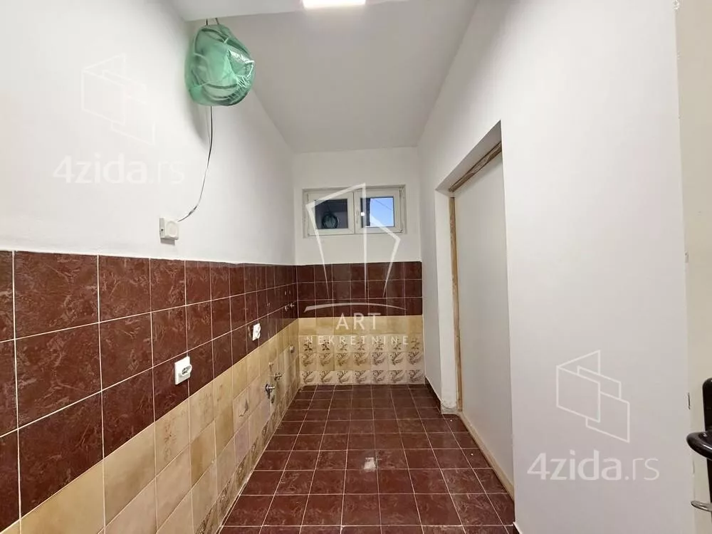 Kancelarija | 4zida