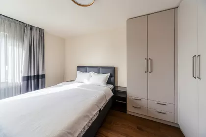 Cetinjska 8 | 4zida.rs