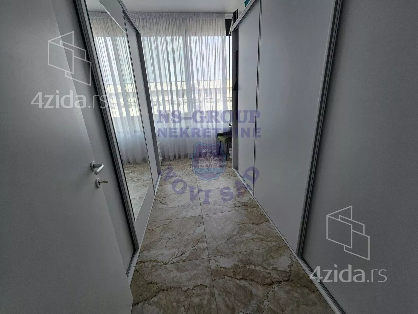 Petosoban stan | 4zida