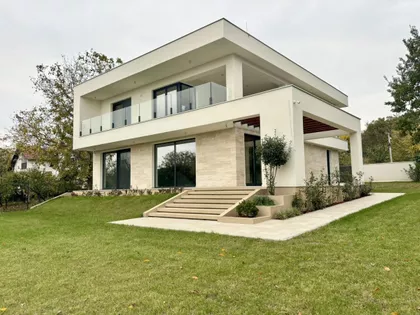 Sremska Kamenica | 4zida.rs