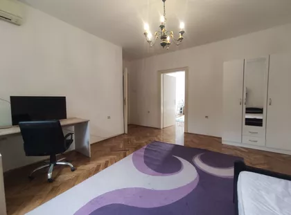 Iva Lole Ribara | 4zida.rs