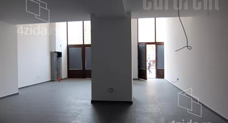 Lokal | 4zida