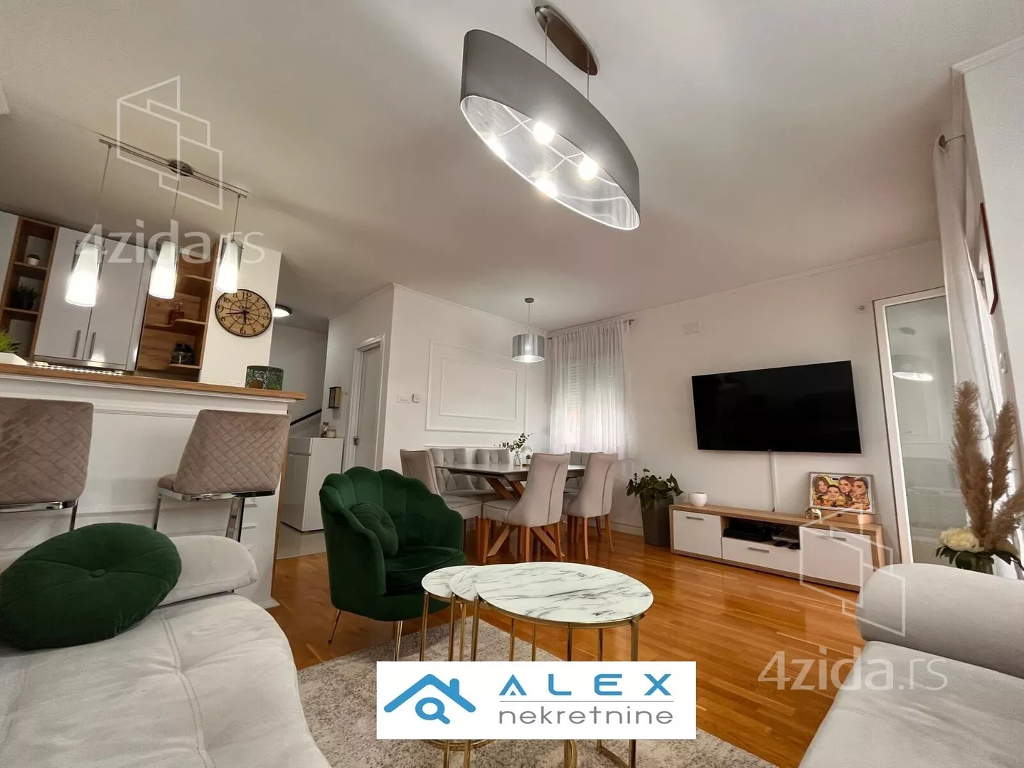 Petosoban stan | 4zida