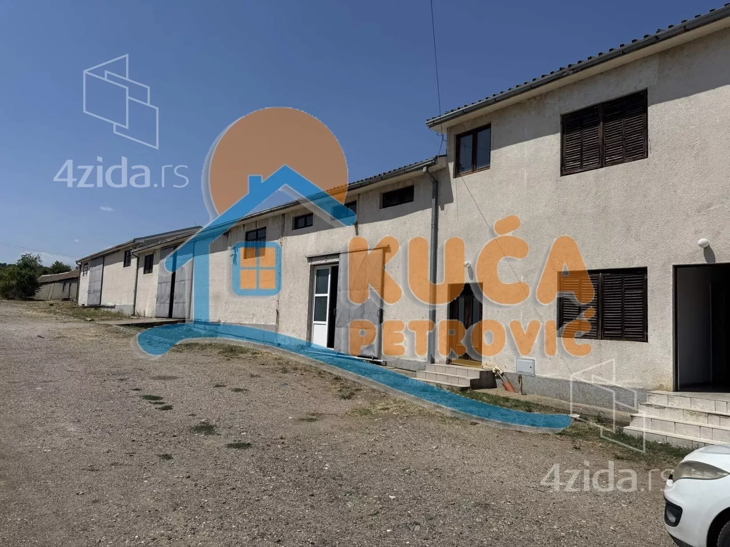 Lokal | 4zida
