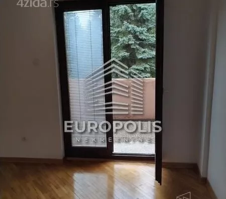 4-etažna kuća | 4zida