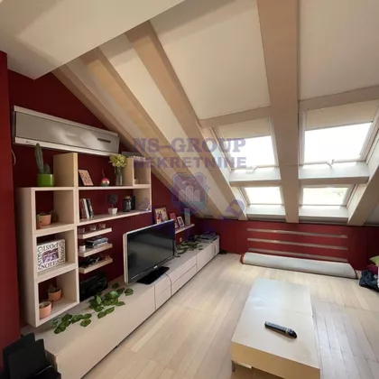 Lipov Gaj | 4zida.rs