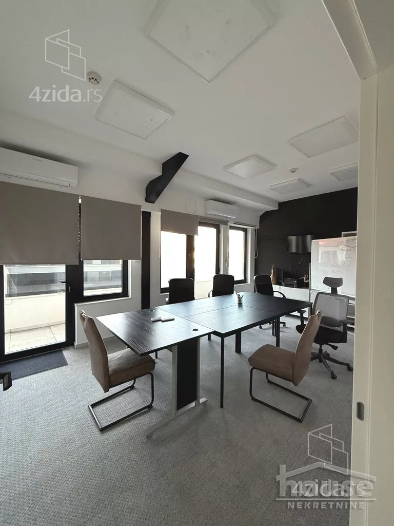 Poslovni prostor | 4zida