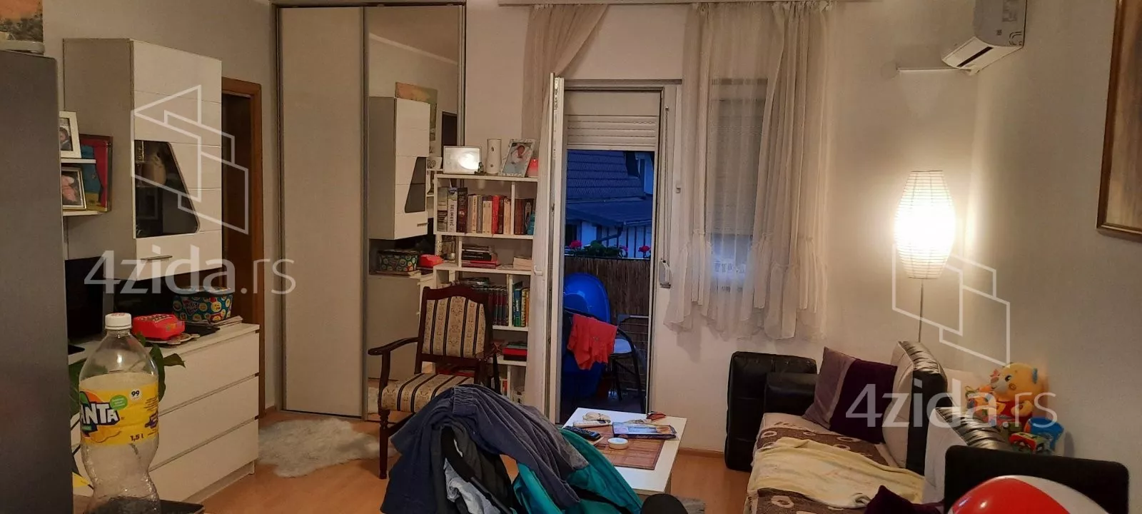 Jednoiposoban stan | 4zida