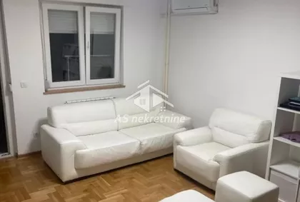 Klinički Centar | 4zida.rs