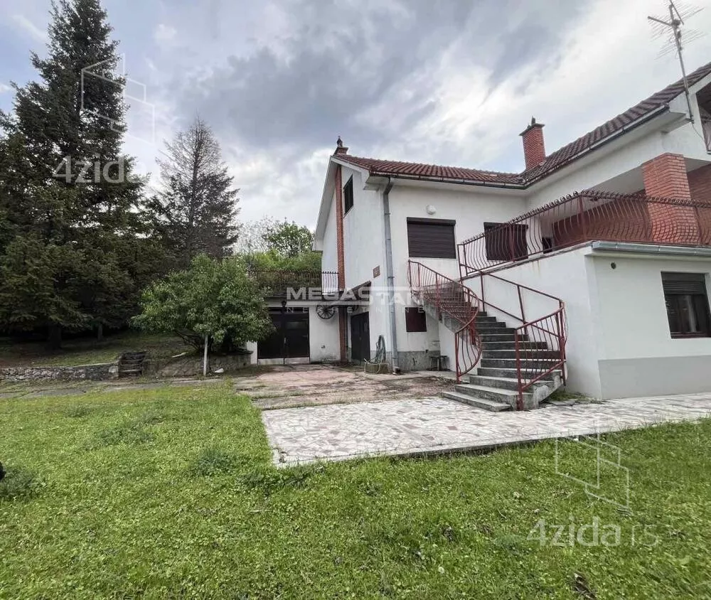 3-etažna kuća | 4zida