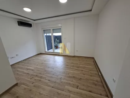 Bulevar Patrijarha Pavla (Somborski Bulevar) | 4zida.rs