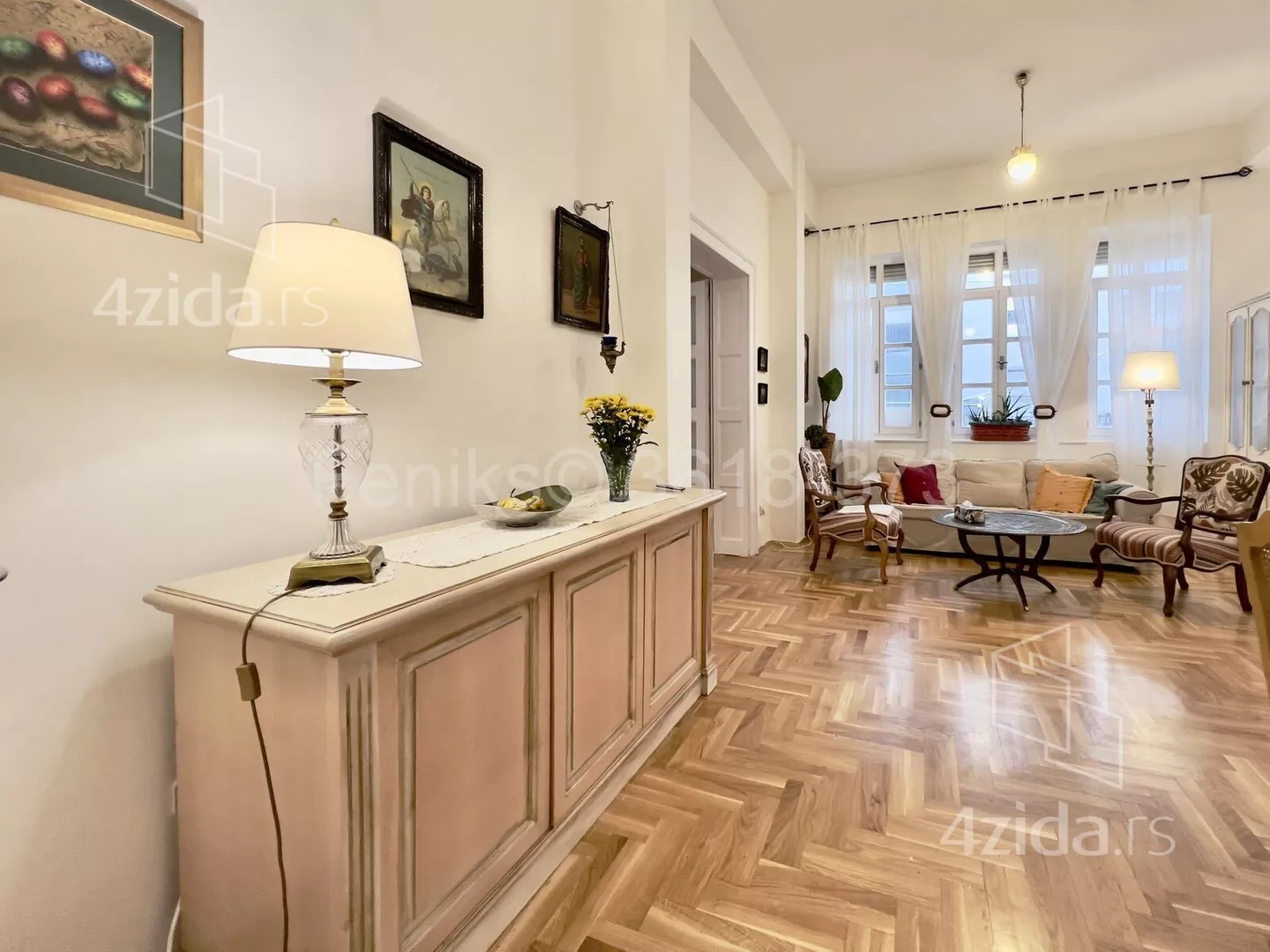 Četvoroiposoban stan | 4zida