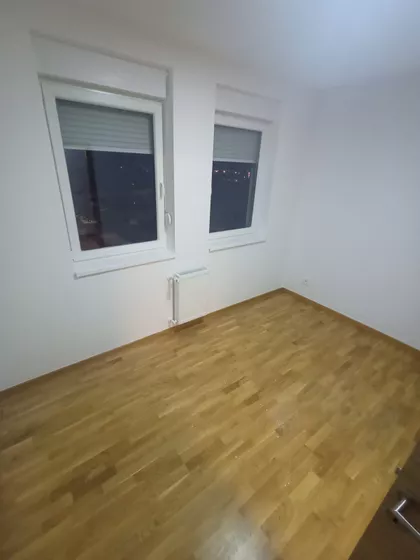 Lenke Dunđerski | 4zida.rs
