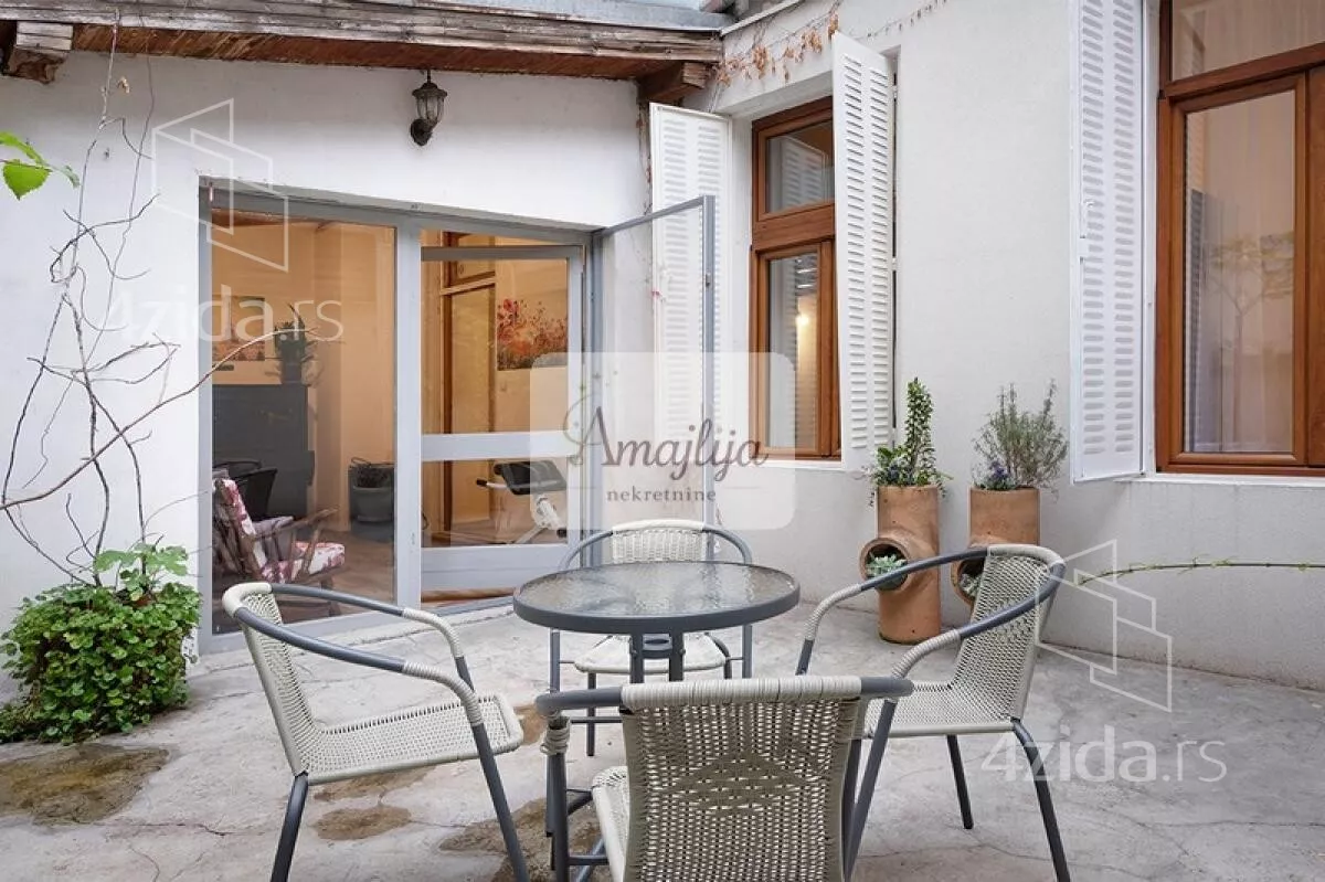 Petosoban stan | 4zida