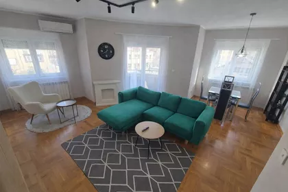 Ruzveltova | 4zida.rs