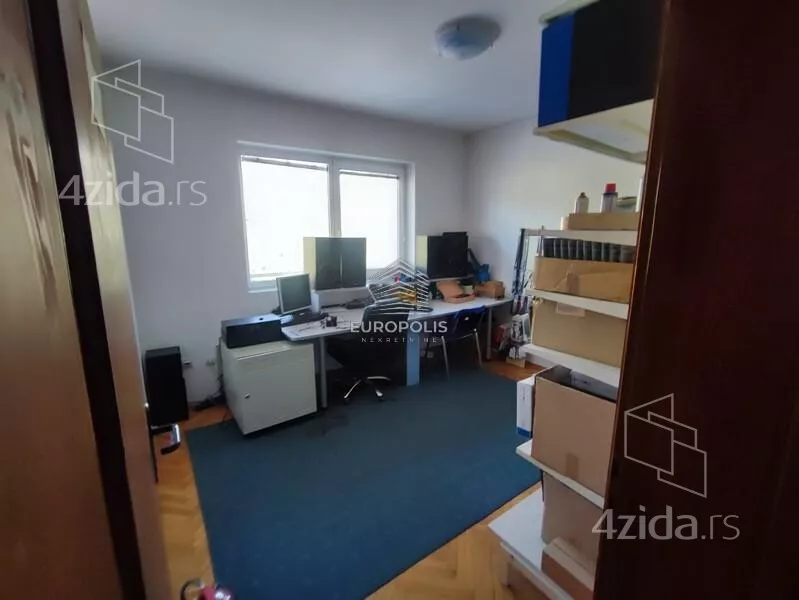 4-etažna kuća | 4zida