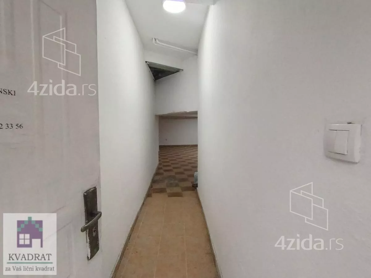 Lokal | 4zida