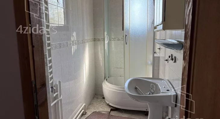 4-etažna kuća | 4zida