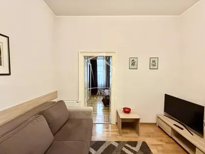 Cetinjska | 4zida.rs