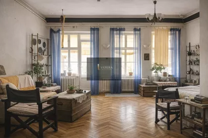 Stari Grad | 4zida.rs