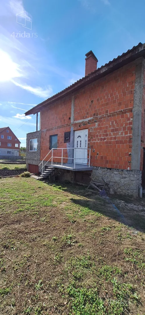 3-etažna kuća | 4zida