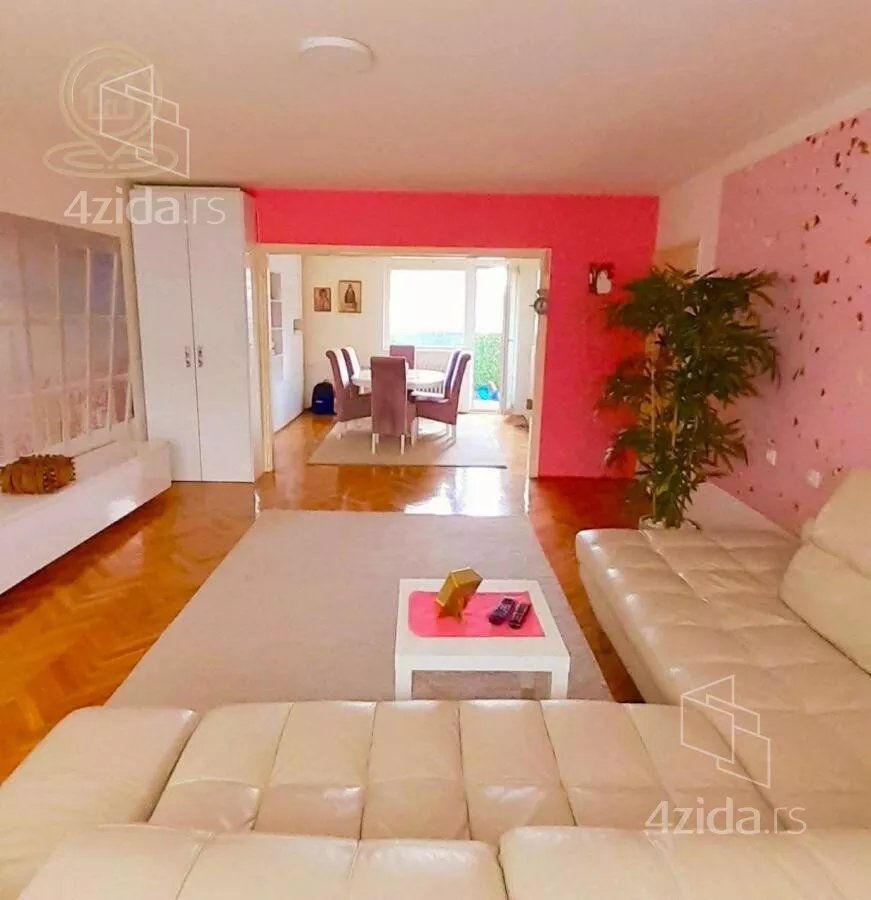 Četvorosoban stan | 4zida