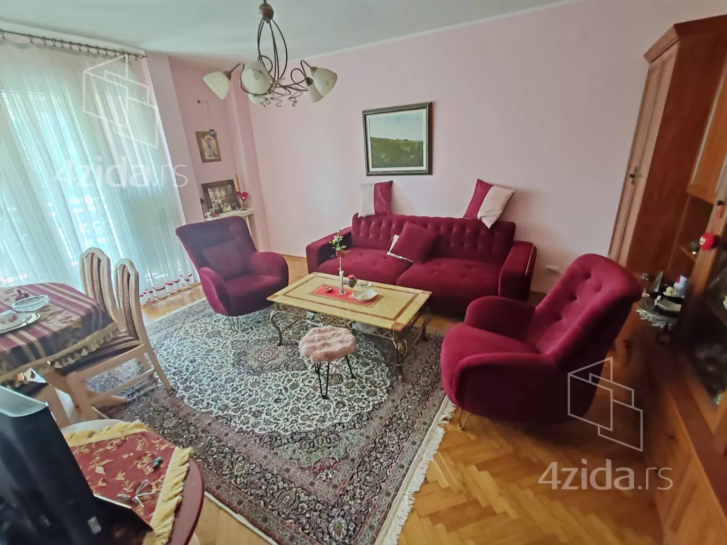 Troiposoban stan | 4zida
