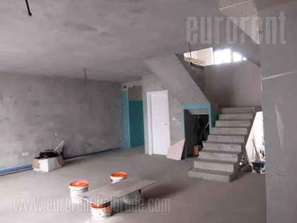 DUŠANOVAC | 4zida.rs