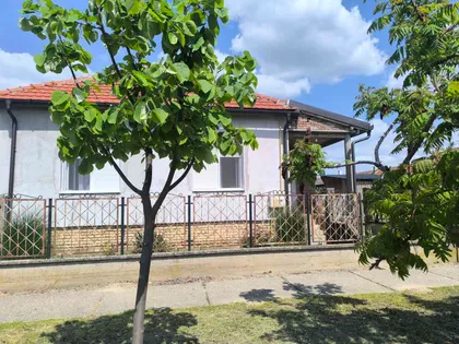 Cara Lazara 98 | 4zida.rs