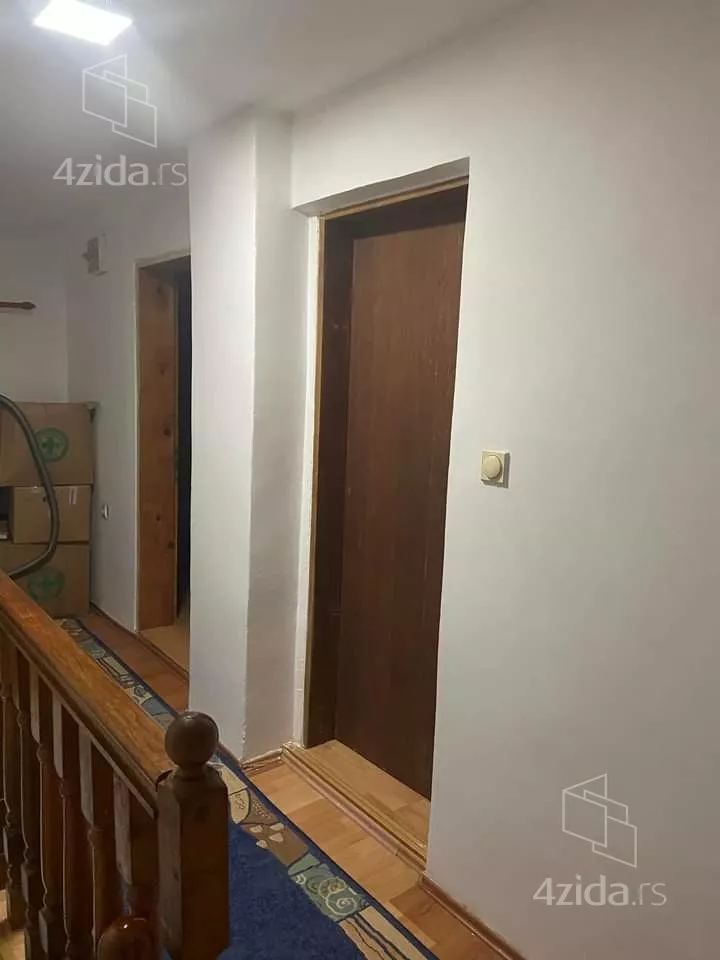 3-etažna kuća | 4zida