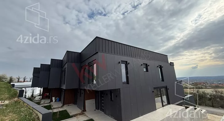 3-etažna kuća | 4zida