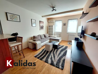 Bulevar Oslobođenja | 4zida.rs