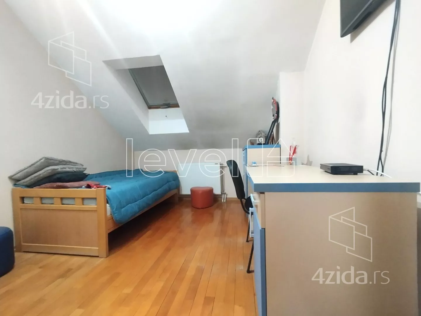 Petosoban stan | 4zida