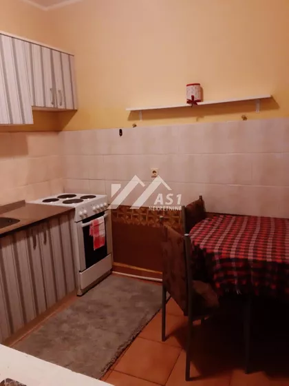 Hadži Ruvimova | 4zida.rs