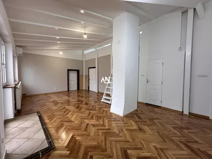 Avijatičarski trg | 4zida.rs