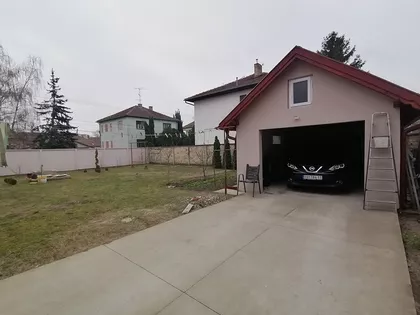 Kertvaroš | 4zida.rs