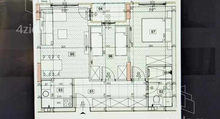 Trosoban stan | 4zida