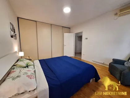 HAJDUK VELJKOVA | 4zida.rs