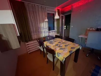 Trg Marije Trandafil | 4zida.rs